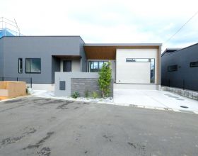 【平屋モデルハウス】四街道市小名木-ラグナタウンASAHI-17号棟 アイキャッチ画像