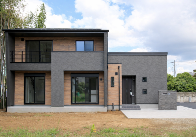 ネイルサロン併用住宅